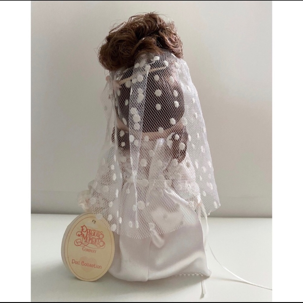Precious Moments Brunette Bride Doll - Picture 2 of 4